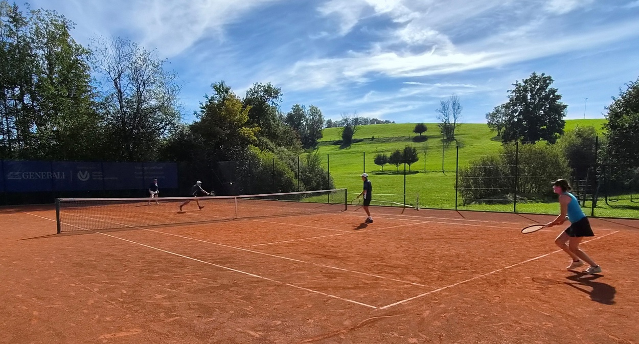 Sonniges, heiteres Wochenende mit dem TC Flawil