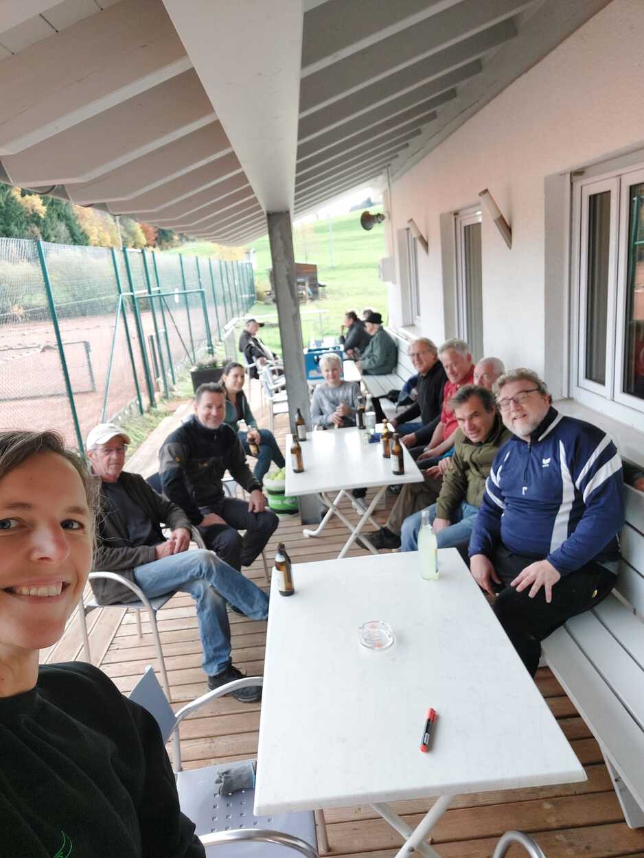 Erfolgreicher Arbeitseinsatz zur Schließung der Plätze 1-4